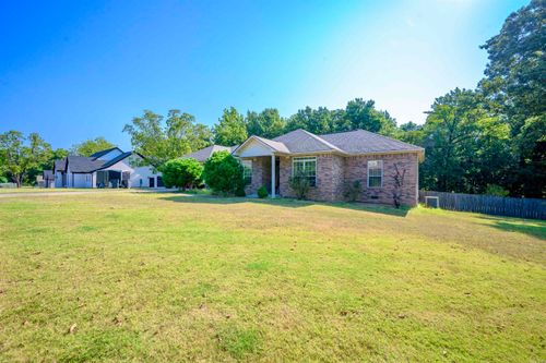148 Leatherwood Cir, Batesville, AR, 72501-8382 | Card Image