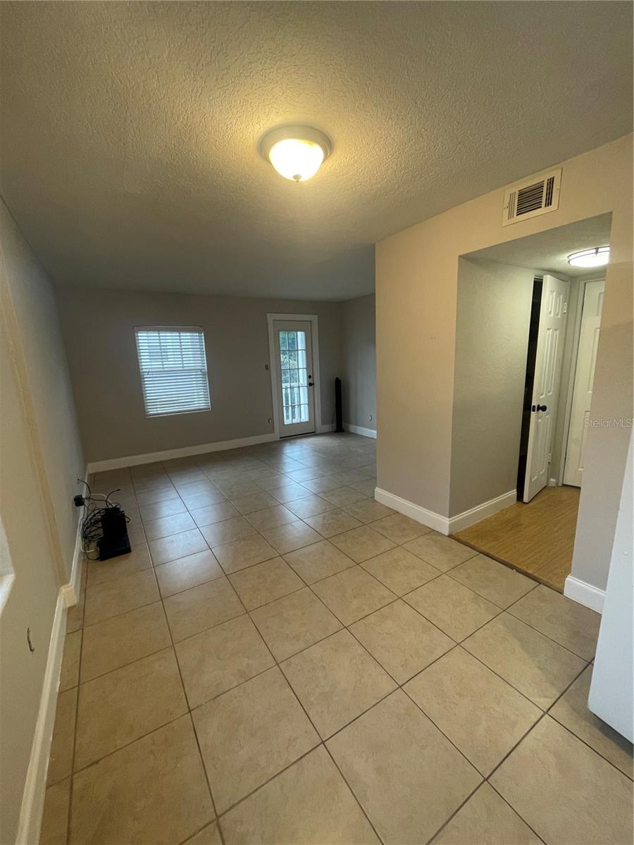 Residential Lease in ORLANDO 5