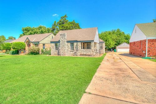 2537 Nw 31st St, Oklahoma City, OK, 73112-7605 | Card Image