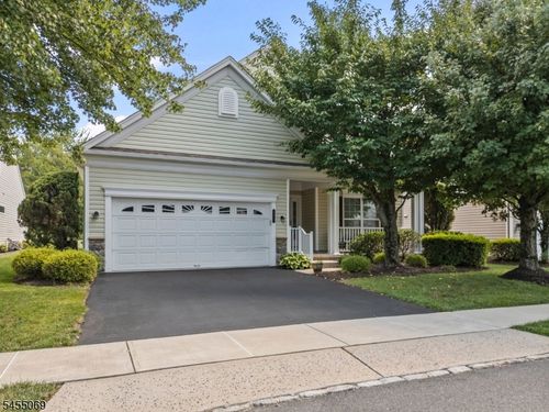 574 Post Ln, Somerset, NJ, 08873-6061 | Card Image