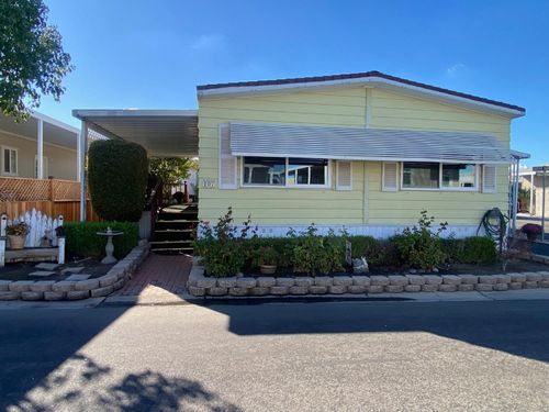 spc-107-221 W Herndon Ave, Pinedale, CA, 93650-1350 | Card Image
