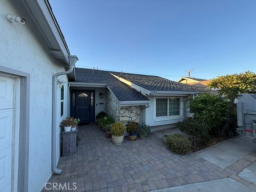 121 E Chestnut, Orange, CA, 92867 | Card Image