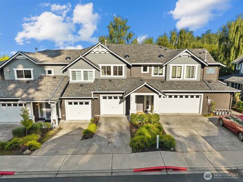 apt-805-5541 Lakemont Blvd Se, Bellevue, WA, 98006-5356 | Card Image