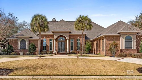 705 Village Dr, Gulf Shores, AL, 36542-9055 | Card Image