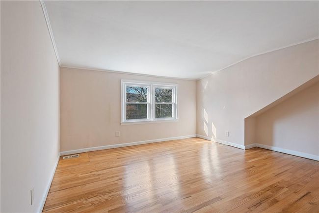 Bedroom #4 on 2nd floor (without furniture) | Image 21