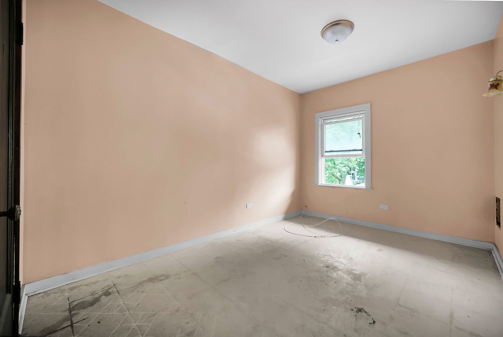 Commercial Sale in Chicago 2