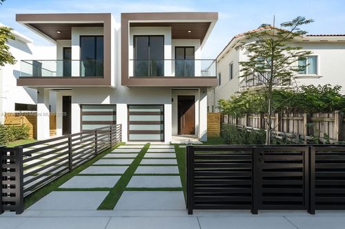 1245 Sw 13th Ave, Miami, FL, 33135-5427 | Card Image