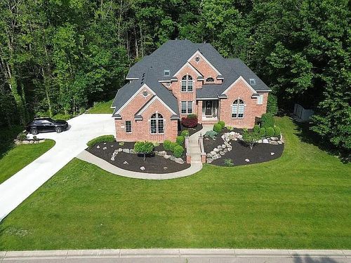 8255 Shady Brook Ln, Flushing, MI, 48433-3011 | Card Image