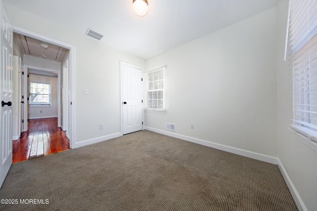 325 W Prospect Ave, House other with 2 bedrooms, 1 bathrooms and null parking in Keyport NJ | Image 24