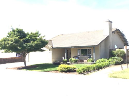 1555 Morgan Drive, Kingsburg, CA, 93631 | Card Image