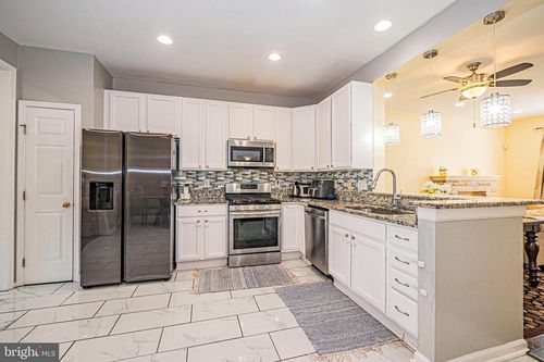 17734 Perlite Way, HAGERSTOWN, MD, 21740-6389 | Card Image