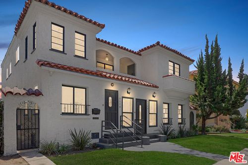 3118 W 43rd Pl, Los Angeles, CA, 90008-5216 | Card Image