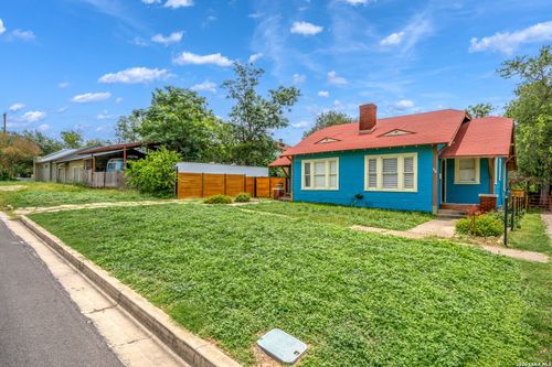 616 W Agarita Ave, San Antonio, TX, 78212-2701 | Card Image