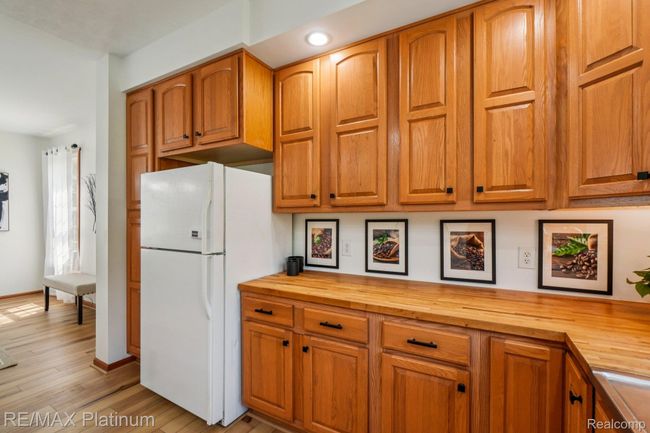 Kitchen | Image 9