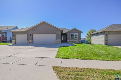5733 W Bream Ct Court, Sioux Falls, SD, 57107 | Card Image
