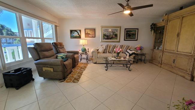 209 Greenbrier A, Condo with 2 bedrooms, 2 bathrooms and null parking in West Palm Beach FL | Image 1