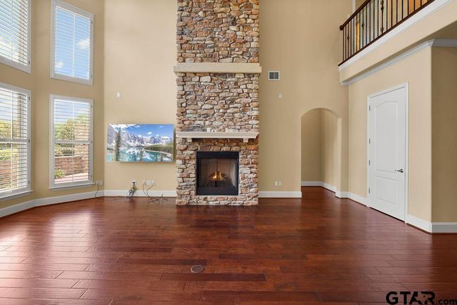 766 Esperanza Pl, Townhouse with 3 bedrooms, 4 bathrooms and null parking in Tyler TX | Image 5