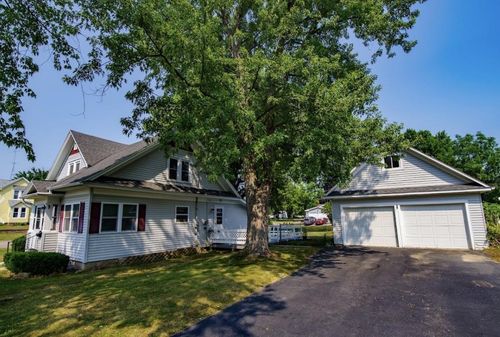 430 Capital St, Wisconsin Dells, WI, 53965-1711 | Card Image