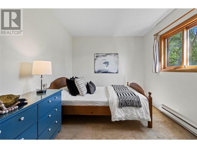 4006 Express Point Rd, House other with 4 bedrooms, 2 bathrooms and null parking in Scotch Creek BC | Image 41