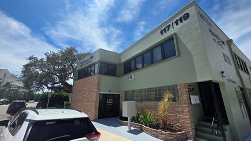 117 N 5th St, Fort Pierce, FL, 34950-4266 | Card Image