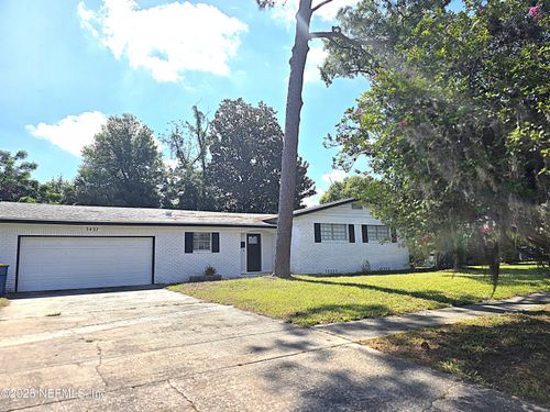 3437 Lenczyk Dr W, Jacksonville, FL, 32277-2549 | Card Image