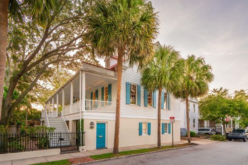 19 Gadsden St, Charleston, SC, 29401-1205 | Card Image