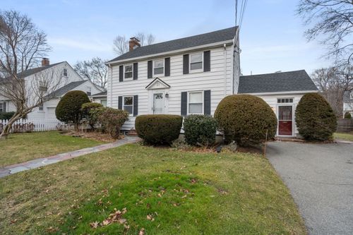 21-21 Lantern Lane, Newton, MA, 02459 | Card Image