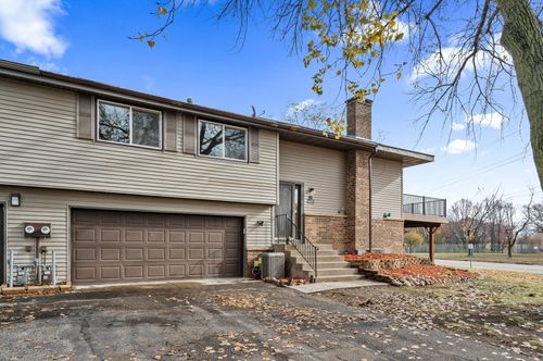 4110 Sylvia Lane S, SHOREVIEW, MN, 55126 | Card Image