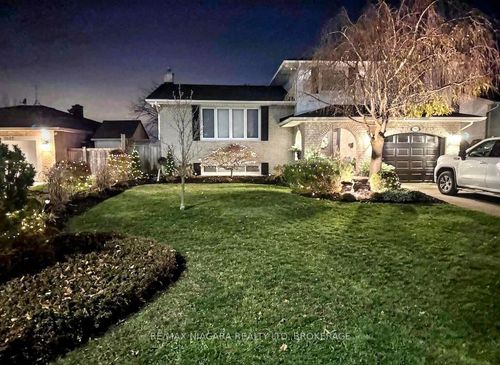 7013 Glengowan Cres, Niagara Falls, ON, L2J3R7 | Card Image