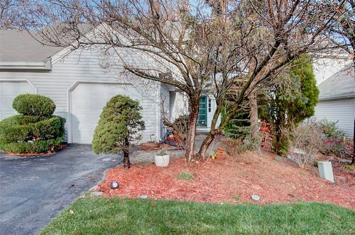 14 Woodbine Dr, Highland Mills, NY, 10930-2815 | Card Image