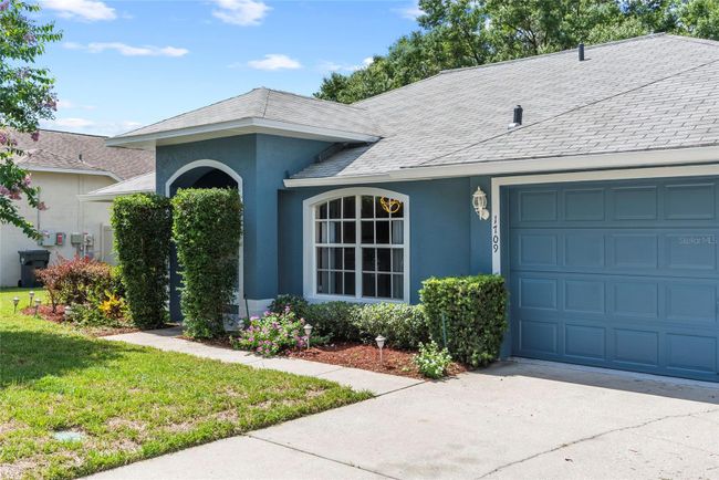 1709 Powder Ridge Drive, House other with 3 bedrooms, 2 bathrooms and null parking in VALRICO FL | Image 3