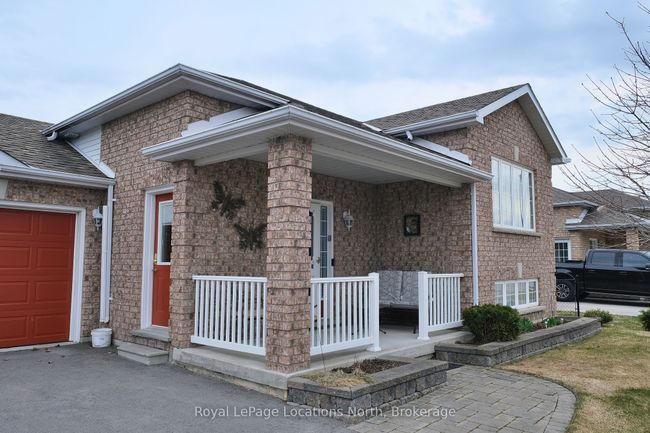 19 Whitfield Cres, House other with 3 bedrooms, 2 bathrooms and 4 parking in Elmvale ON | Image 6