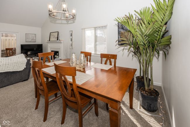 615 Conner Creek Dr, Condo with 2 bedrooms, 2 bathrooms and null parking in Fishers IN | Image 6