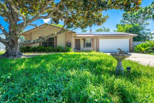 1000 Quail Hollow Dr, Mary Esther, FL, 32569-1479 | Card Image