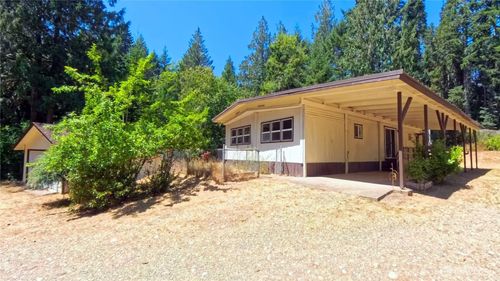 650 N Lake Cushman Rd, Hoodsport, WA, 98548-9781 | Card Image