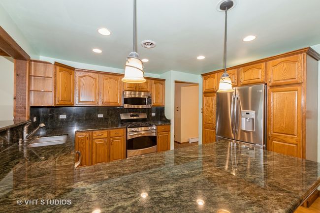 8747 Merrimac Ave, House other with 3 bedrooms, 2 bathrooms and 2 parking in Oak Lawn IL | Image 6