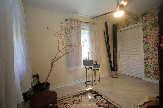 2294 Gore St, House other with 4 bedrooms, 2 bathrooms and 4 parking in Mount Brydges ON | Image 19