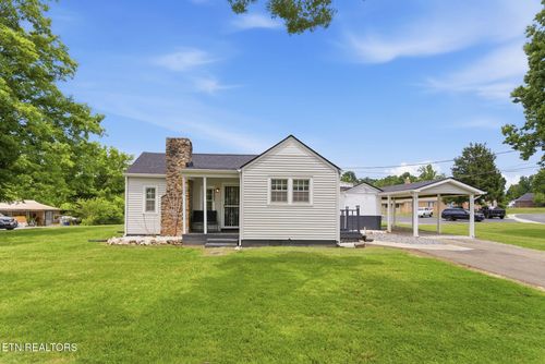 9207 Strawberry Plains Pike, Strawberry Plains, TN, 37871 | Card Image
