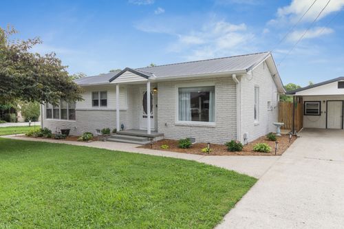 207 Fairview St, Estill Springs, TN, 37330-3008 | Card Image
