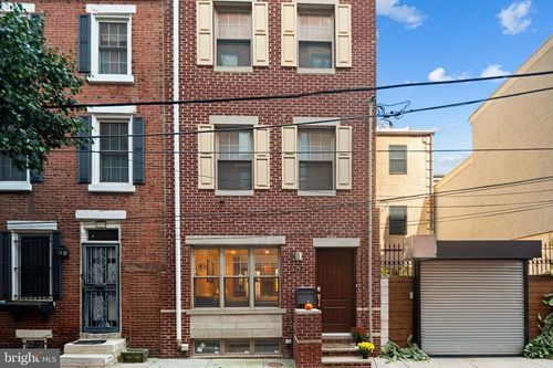 2117 Rodman St, PHILADELPHIA, PA, 19146-1222 | Card Image