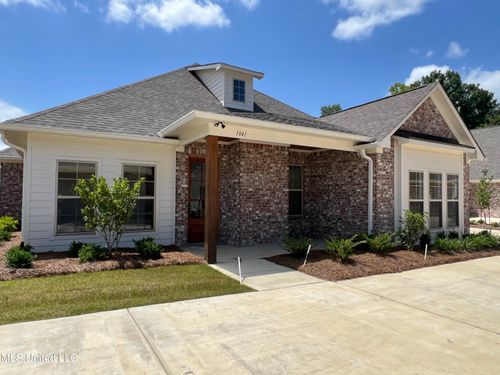 1841 Freedom Ring Dr, Brandon, MS, 39047-1825 | Card Image
