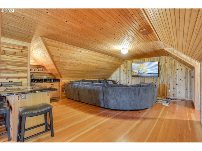 17765 Monnier Rd Ne, House other with 5 bedrooms, 4 bathrooms and 4 parking in Hubbard OR | Image 23