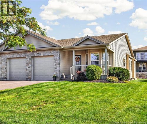 51 Thornhill Cres, Moncton, NB, E1A6B1 | Card Image