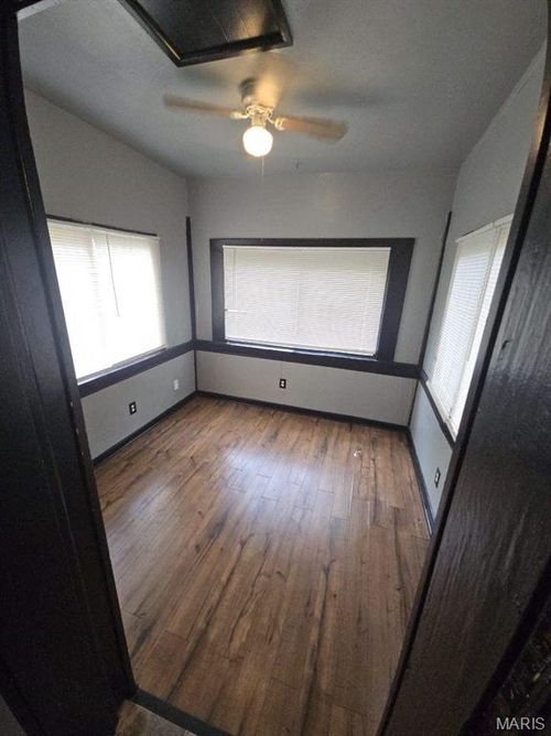 2-4640 Carter Ave, Saint Louis, MO, 63115-2518 | Card Image