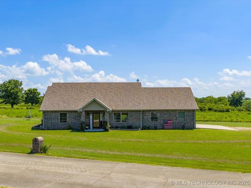 16145 Ew 255 Rd, Nowata, OK, 74048-5131 | Card Image
