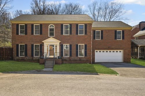 405 Wexford Ct, Franklin, TN, 37069-7094 | Card Image