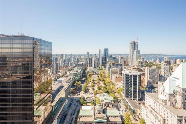 3701 - 667 Howe St, Condo with 3 bedrooms, 3 bathrooms and 2 parking in Vancouver BC | Image 17