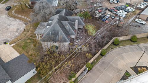 131 Squires Bnd, Stafford, TX, 77477-6233 | Card Image