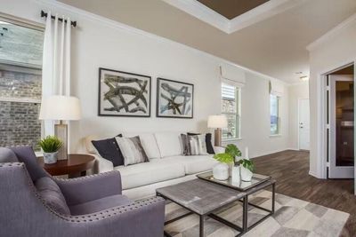 MODEL HOME images may NOT be consistent with the finished product | Image 3