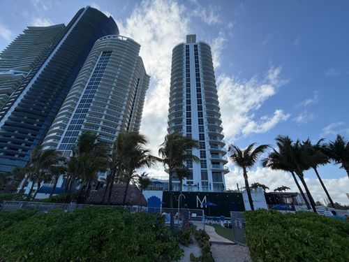 2303-18683 Collins, Sunny Isles Beach, FL, 33160 | Card Image